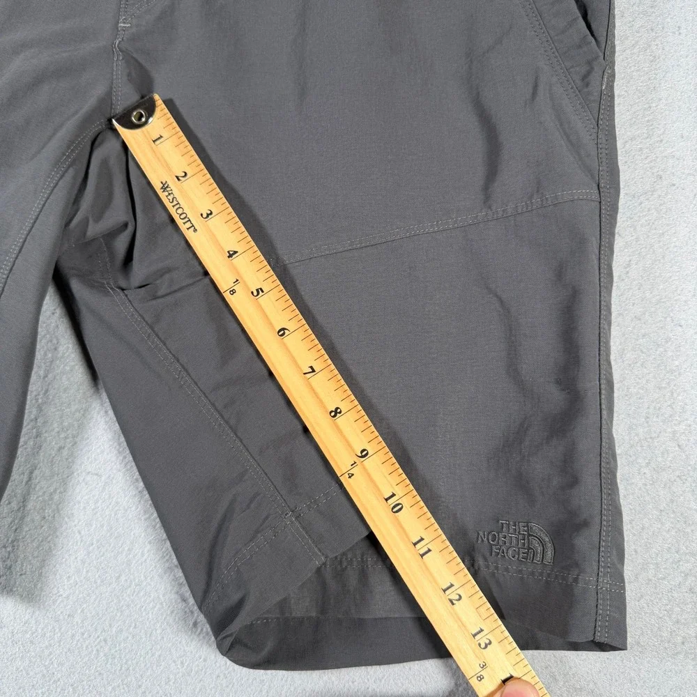 The North Face Mens Gray Hiking Shorts Size 36‎ AXEZ S13 Technical Utility 10in